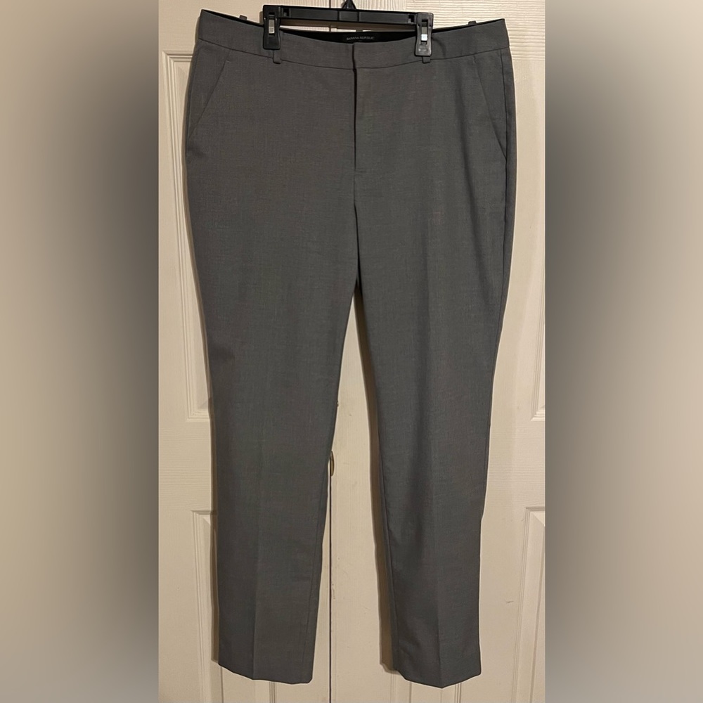 Banana Republic Ryan Curvy Fit straight leg in gray 14 tall